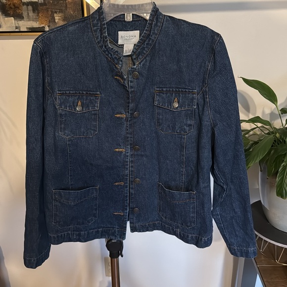 BLUE JEAN JACKET! - Picture 2 of 6